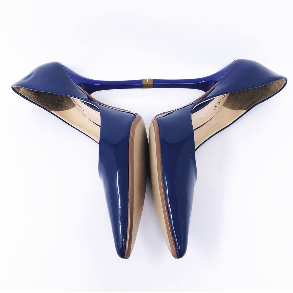 Guess Carrie Woman’s Pointy Toe Heels Size 6M - Picture 3 of 8